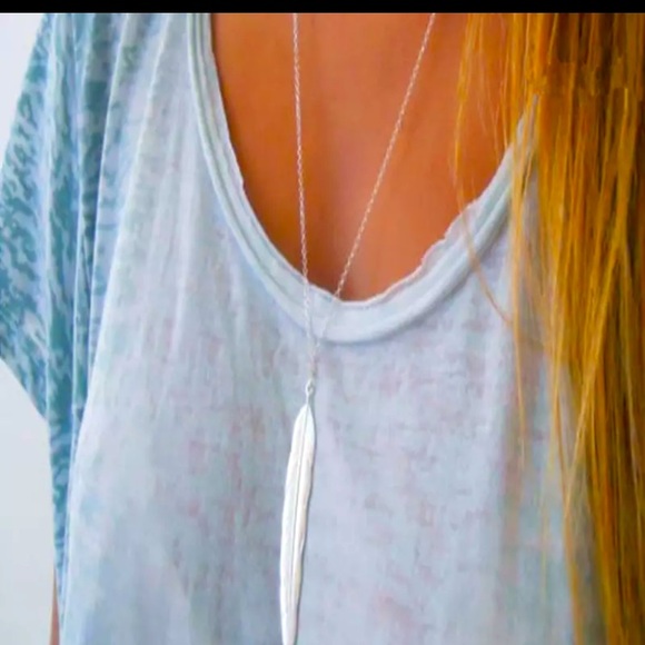 🎀New Silver Tone Feather Long Necklace - Picture 4 of 5